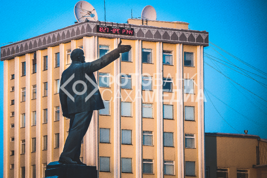 Якутск. Памятник Ленину